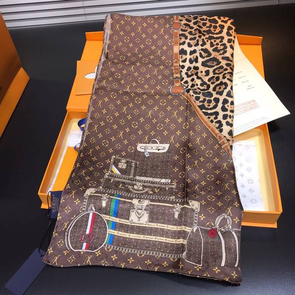 Louis Vuitton Scarf LVC00533